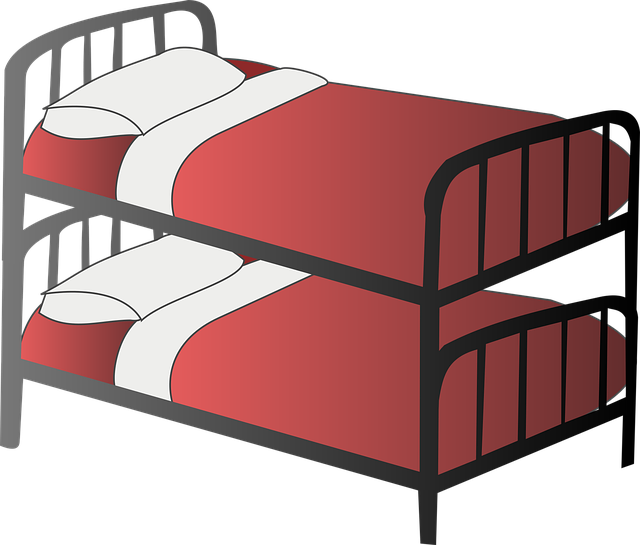 エアマットの上で安らかに眠る人々のイラストと、備えの大切さを示す風景