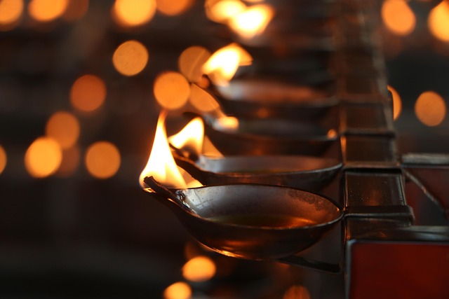 複数のクレンジングオイルが並べられた比較イメージ