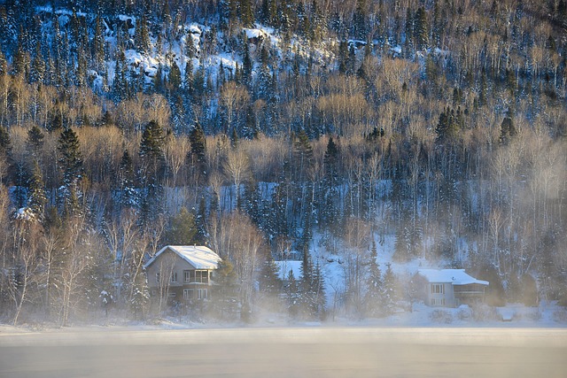 オールインワンジェルの比較表と選び方を考える女性